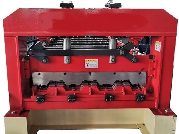 Metal decking machine 3 e1745804501377 imgupzip 1000
