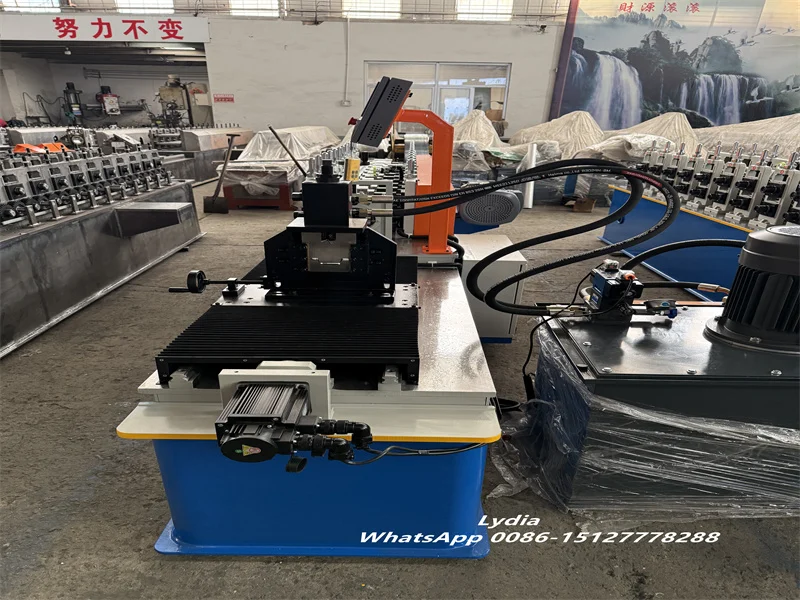 Upright Machine 03 imgupzip 1000