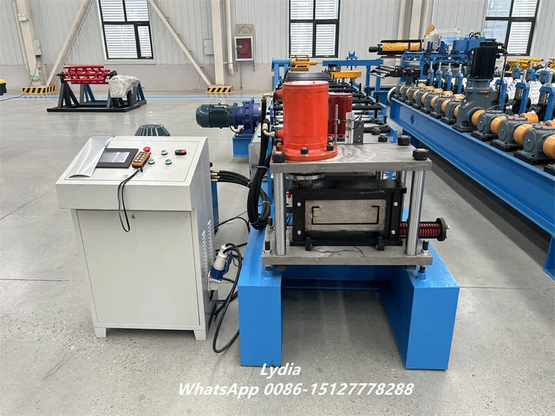 High-Speed C Purlin Roll Forming Machine with Hydraulic Punching and Automatic Cutting System 2 Steel coil feeding system for C purlin forming machine